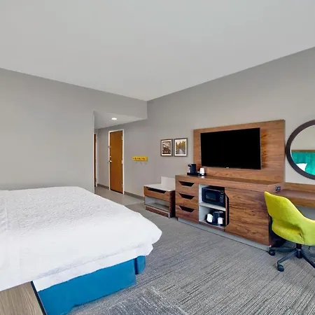 Hampton Inn Abingdon-3